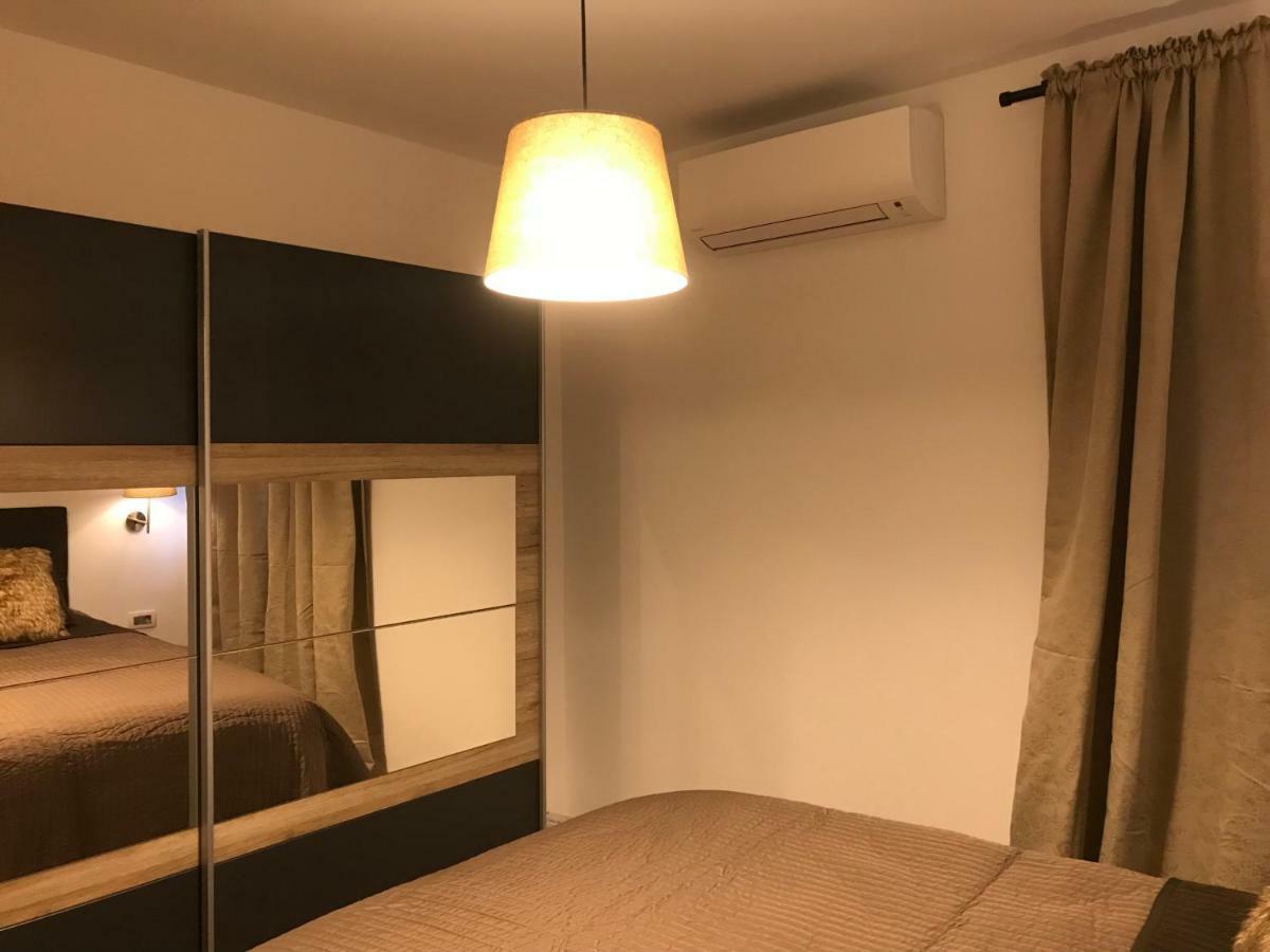 Apartment Ultra